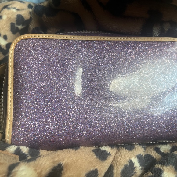 Consuela Lyndz wristlet - Picture 4 of 6